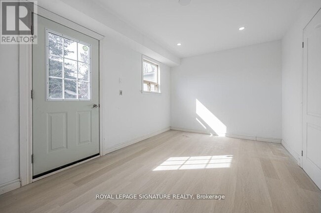 Building Photo - 54 Tuscarora Dr