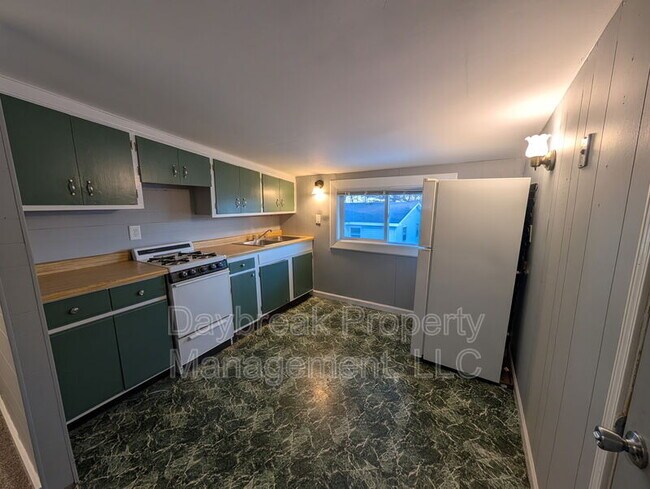 Foto del edificio - 719 Richwood Rd