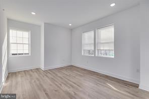 Building Photo - 715 W Cumberland St