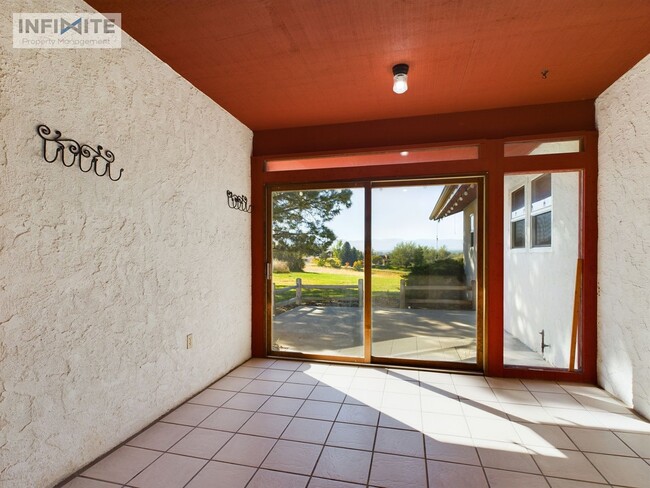 Foto del edificio - Stunning 3 Bedroom Ranch