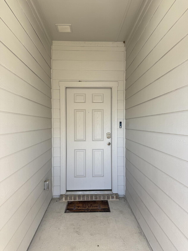 Building Photo - Charming Modern Home in China Spring ISD – Built 2024