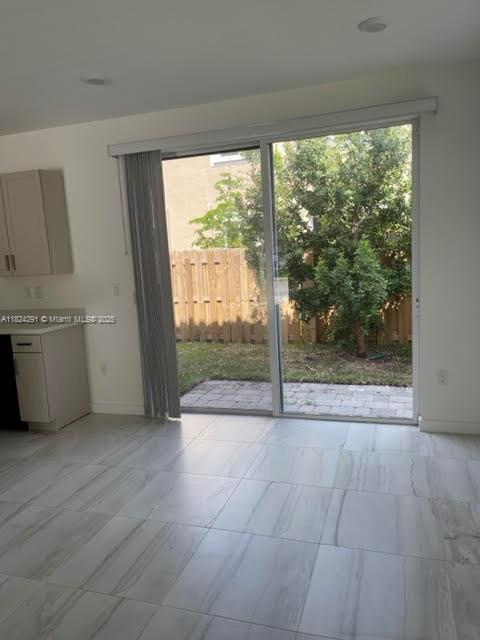 Foto del edificio - 2441 SE 11th St