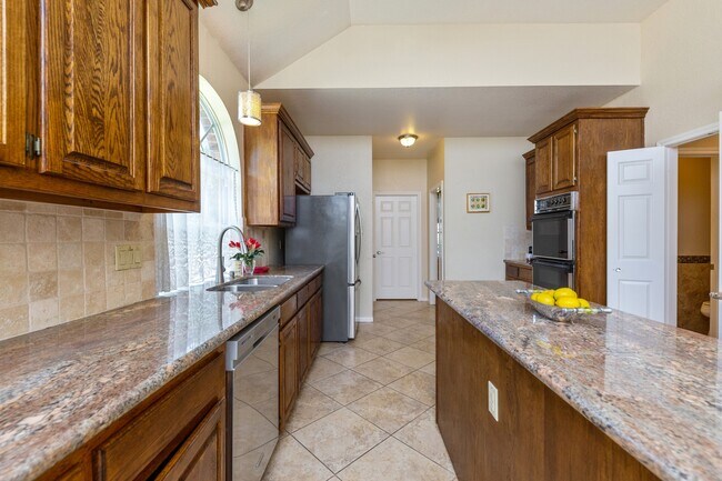 Foto del edificio - 3902 Misty Morn Ln