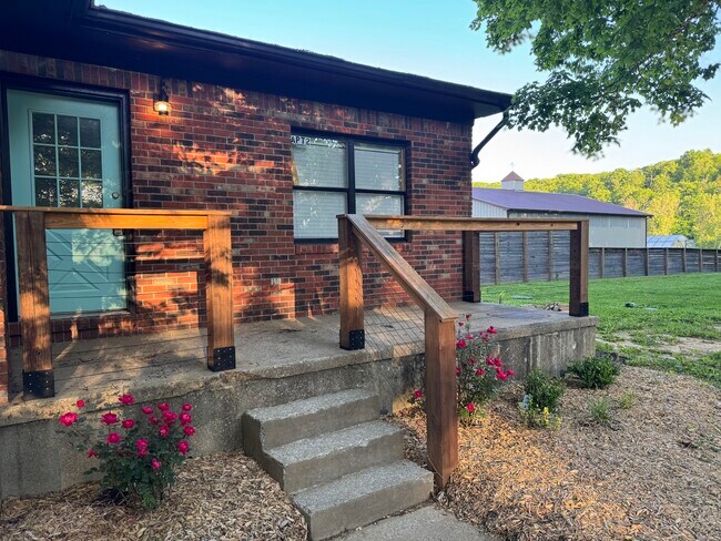Foto del edificio - 15002 Old Taylorsville Rd