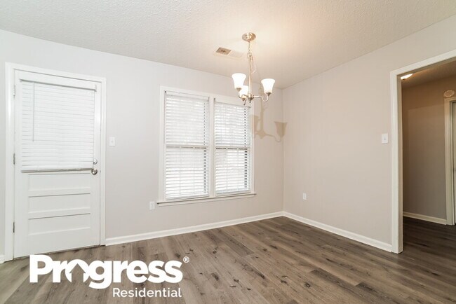 Building Photo - 4179 Chesapeake Way