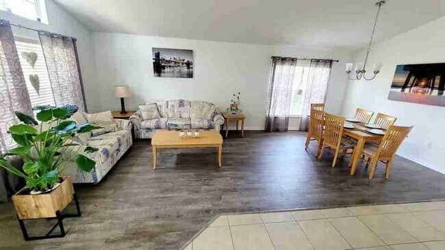 Foto del edificio - 1652 Dunes Ct