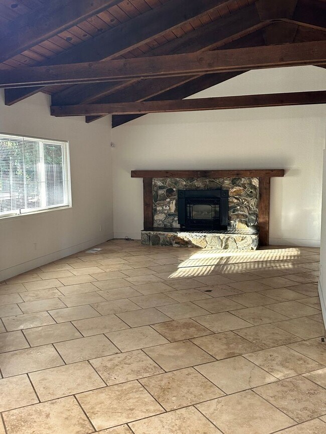 Foto del edificio - HOLIDAY SPECIAL ~ Home for Rent!