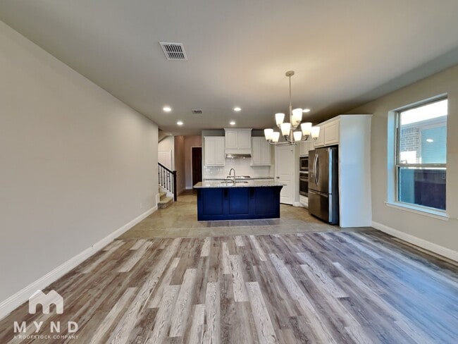 Building Photo - 1424 Bird Cherry Ln