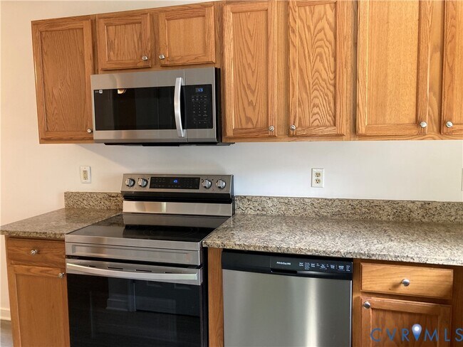 Foto del edificio - 8308 Southern Watch Pl
