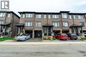 Building Photo - 120 Court Dr