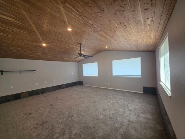 Foto del edificio - 7113 W Arrowhead Ave