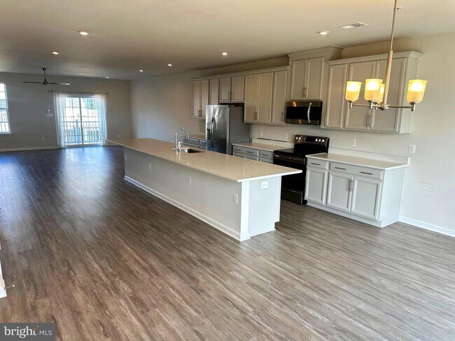 Building Photo - 3727 Silver View Ln
