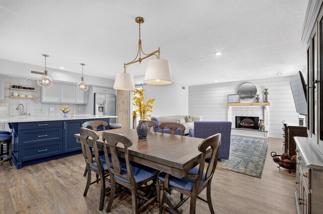 Foto del edificio - AVAILABLE NOW: First-floor 2 bed 2 bath condo in the heart of Bay Hill