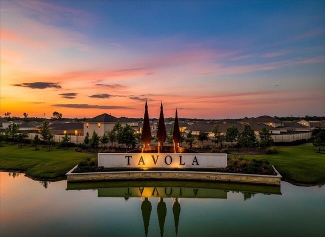 Foto del edificio - 18057 Trepito Ave