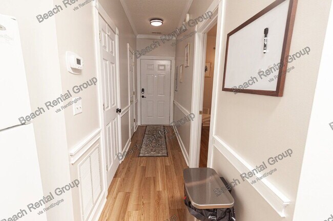 Foto del edificio - 4647 Wild Iris Dr