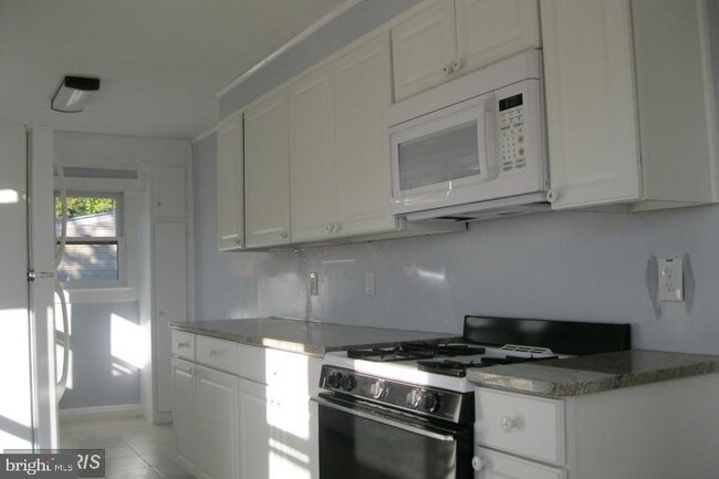 Foto del edificio - 1707 Wilson Point Rd