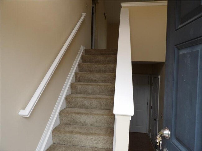 Building Photo - 6717 Snead Ln
