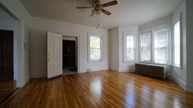 Photo - 6 Water St Apartment