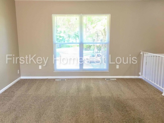 Building Photo - 1246 Borden Dr
