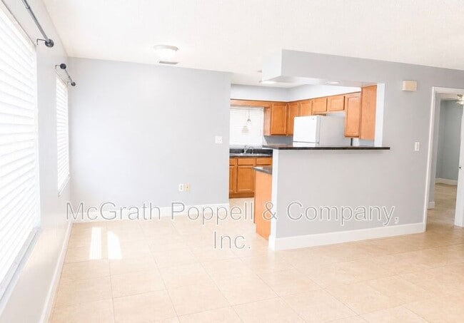 Foto del edificio - 7702 Chase Rd