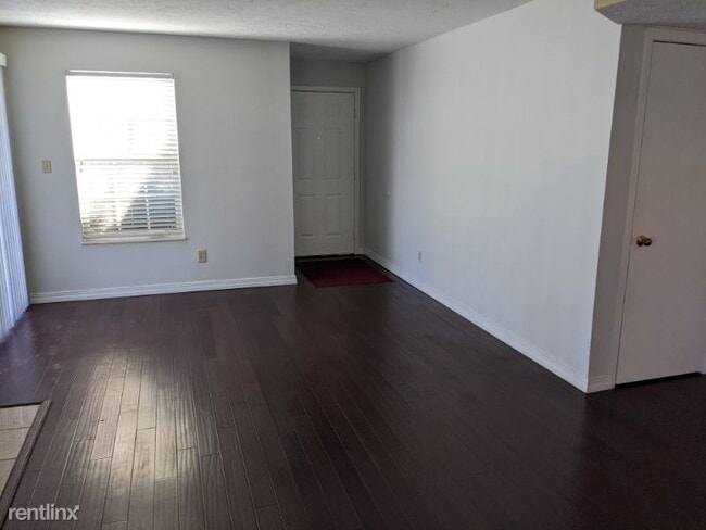 Building Photo - 2 br, 2 bath Condo - 1801 Stony Run Circle