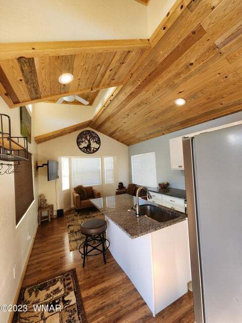 Foto del edificio - 1412 Amanda Dr