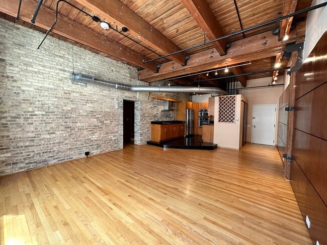 Building Photo - 540 N Jean Baptiste Pointe du Sable Lake Shore Dr