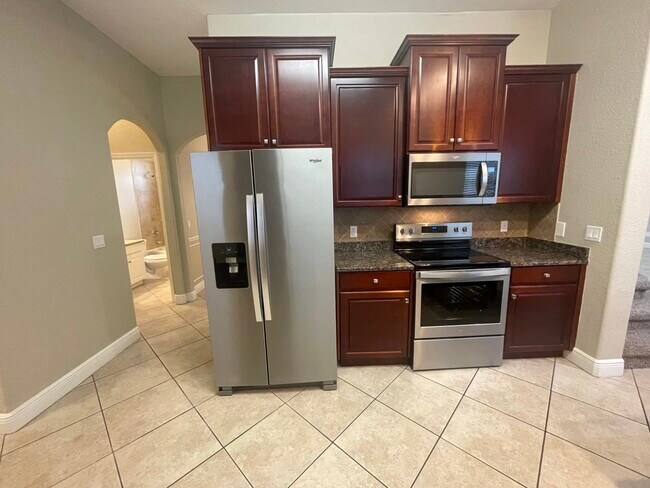 Building Photo - 5125 Fairway One Dr