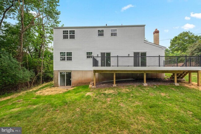 Foto del edificio - 918 Mystic Ln