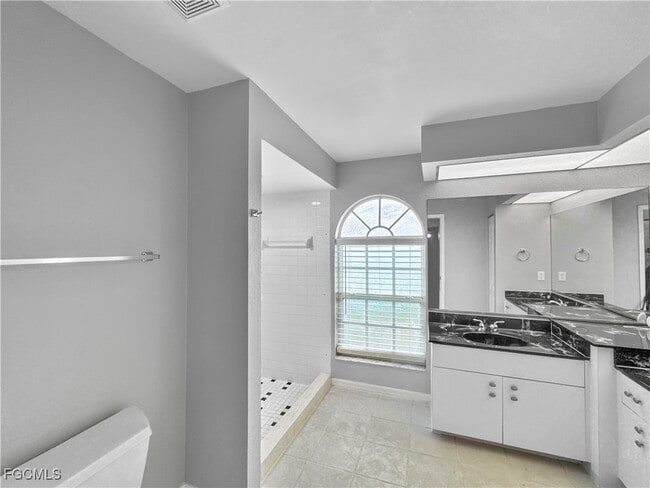Foto del edificio - 5823 Buchanan Rd