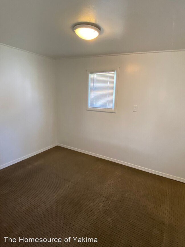 Building Photo - 3 br, 1 bath House - 1003 S 8th Street