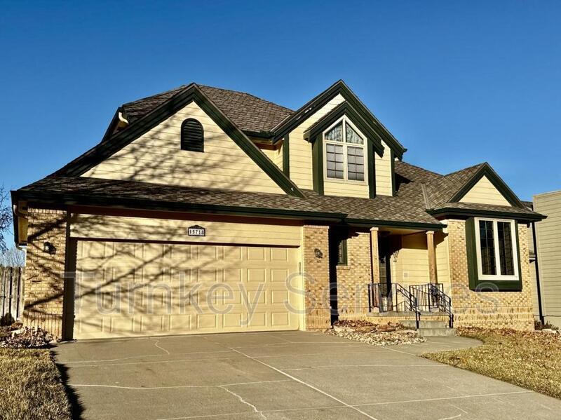 Photo - 15718 Lafayette Ave