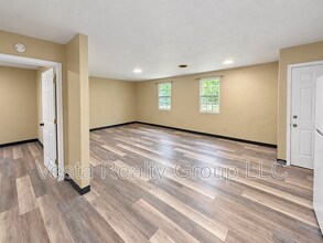 Building Photo - 129 Callie Rd