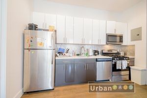 Foto del edificio - 1767 Bedford Ave