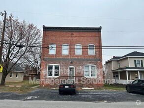 Building Photo - 253 N Augusta Ave