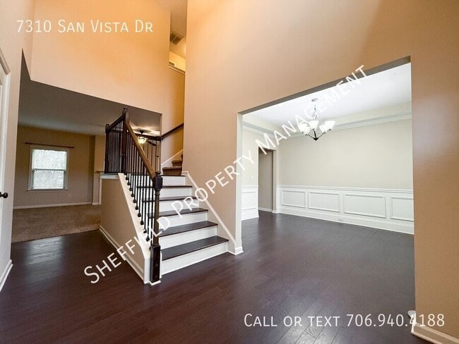 Building Photo - 7310 San Vista Dr
