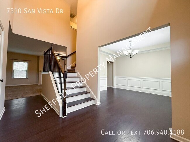 Foto del edificio - 7310 San Vista Dr