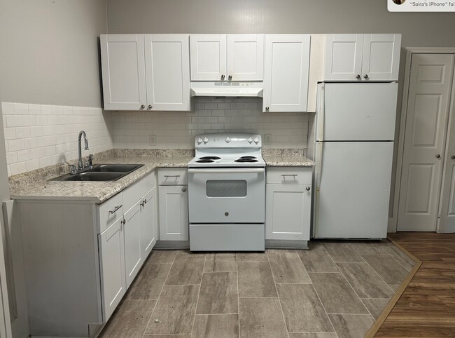 Foto del edificio - 2 Bed 1 Bath Home for Rent