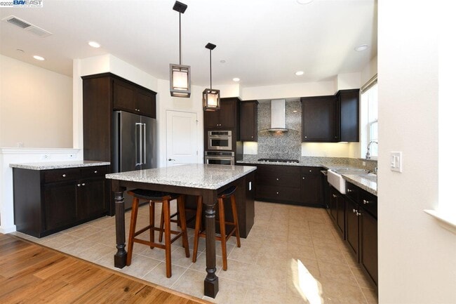 Building Photo - 3808 Camino Lp