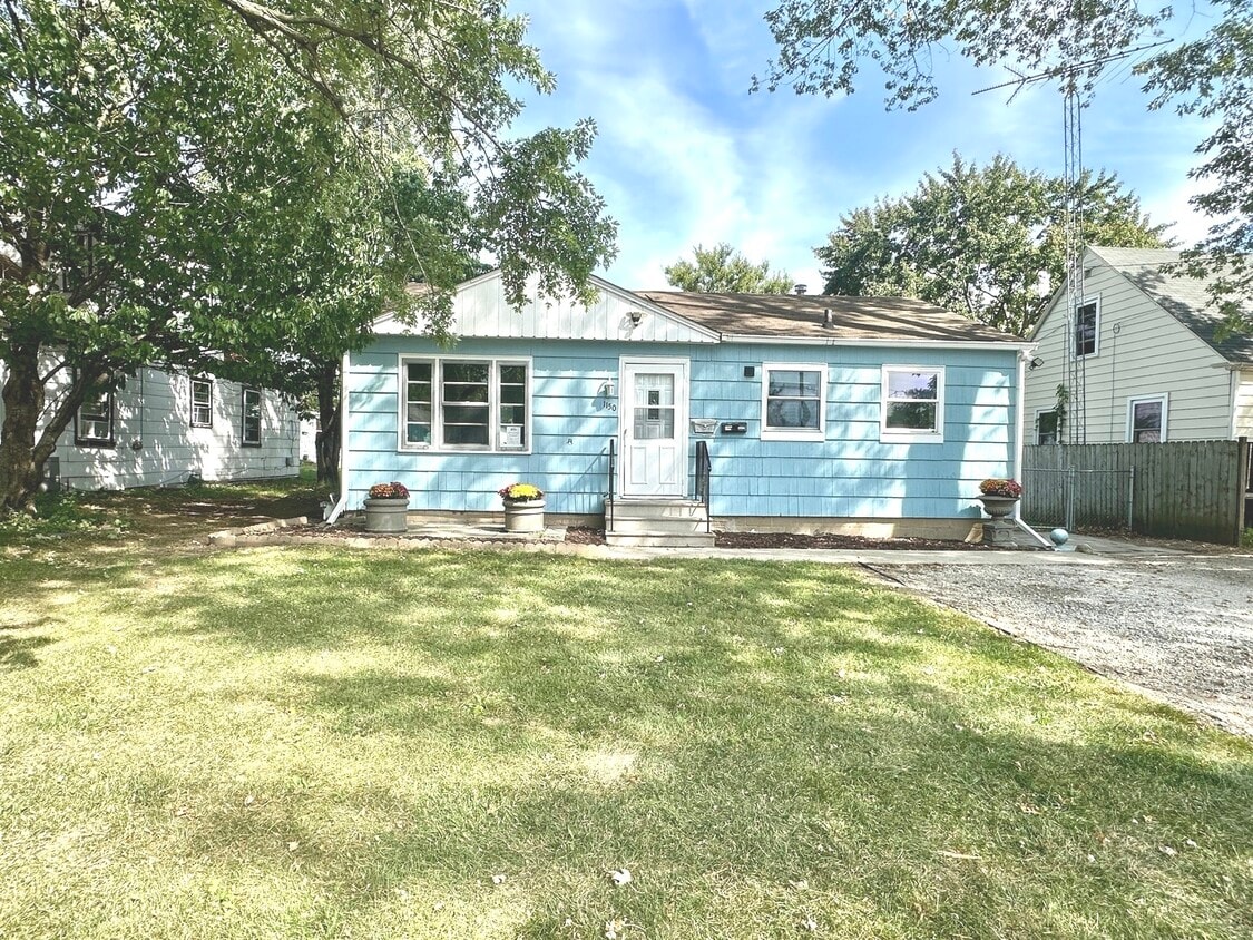 Primary Photo - 1150 S 5th St