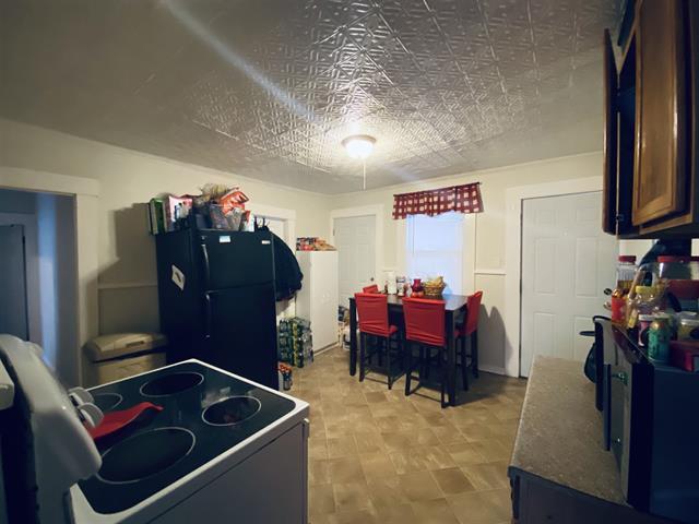 Dining Area - 7 Ridge St