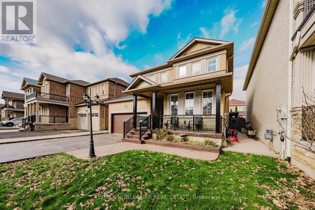 Building Photo - 18 Cormorant Crescent