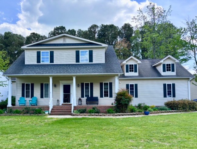Building Photo - 9410 Lake View Dr
