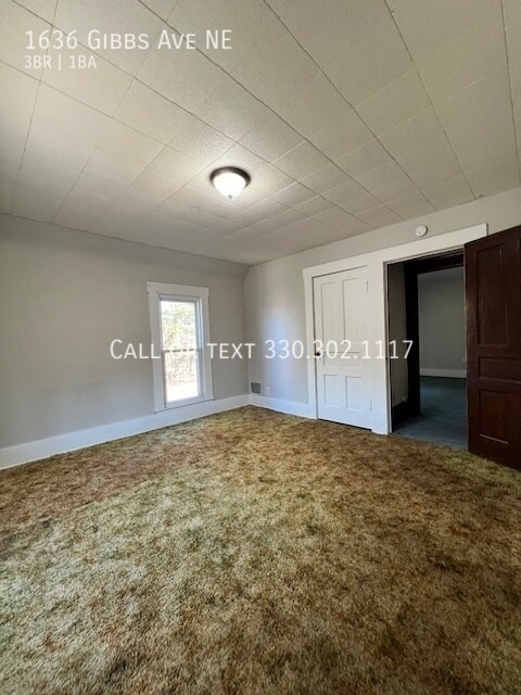 Building Photo - Three bedroom home for rent in Canton NE