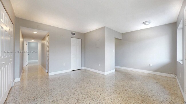 Foto del edificio - 426 NW 13th Ave