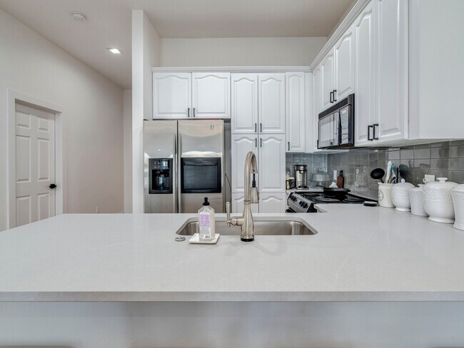Foto del edificio - 2918 Ranch Road 620 N