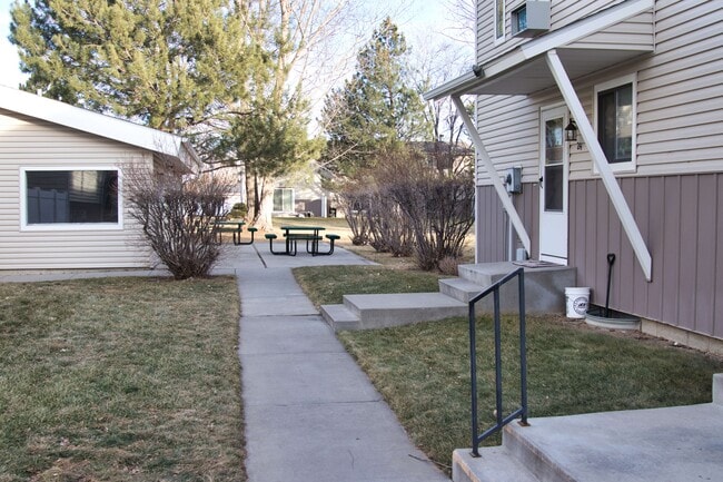 Green Space - 3285 Canyon Dr