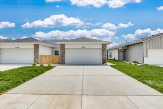 Building Photo - 15444 W Josephine Ct