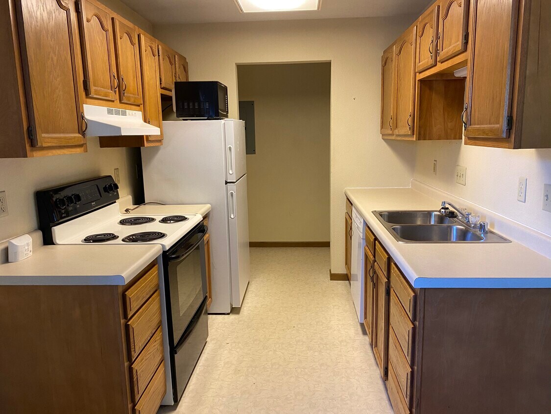 Foto principal - 830 N Thompson Dr