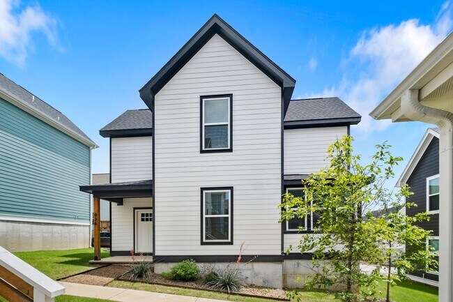 Photo - Beautiful and Modern Home!